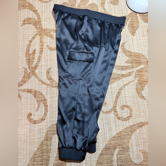 JOGGERS - black satin jogger with side pockets. Black. Size 1XP (petite). New! - Picture 2 of 7